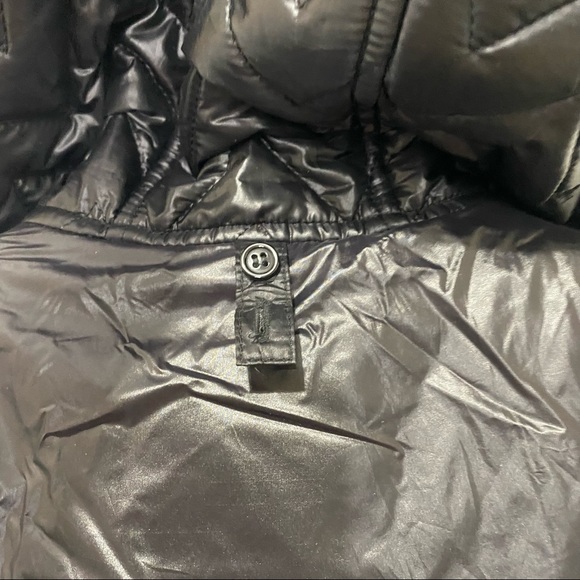 Dawn Levy Sly II Chevron Puffer Hooded Vest Size medium - Picture 13 of 16